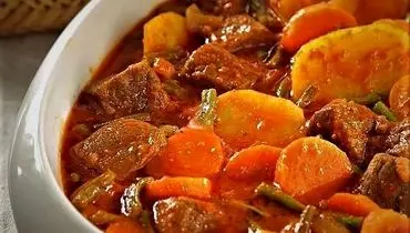 دستور پخت خوراک لوبیا سبز مجلسی با طعم دلچسب 