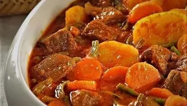 دستور پخت خوراک لوبیا سبز مجلسی با طعم دلچسب 