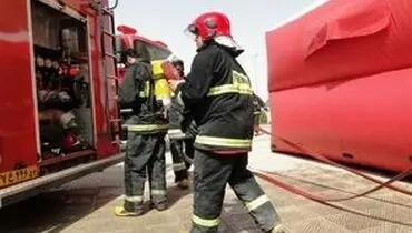 عکس حاشیه‌ساز از یک ‌آتش‌نشان در حمله به تهران
