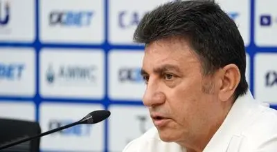 انتقاد قلعه‌نویی از برنامه‌ریزی کافا؛ نخواستیم لیگ را تعطیل کنیم
