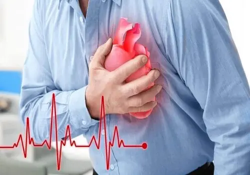 ۳ نشانه و روش درمان قطعی خارش و خشکی لاله گوش در چیست؟