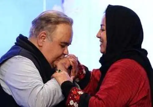 جشن تولد همسر اکبر عبدی در کنار خانواده
