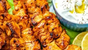 جوجه‌کباب خانگی بدون منقل: راز خوشمزگی و آبدار شدن مرغ در فر! + ویدیو 