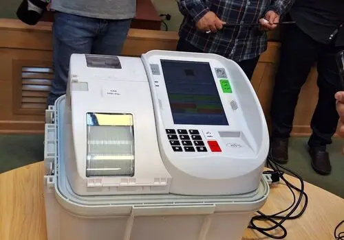 شورای نگهبان: برگزاری تمام الکترونیک انتخابات میان‌دوره‌ای مجلس و خبرگان رویکرد مثبت ماست