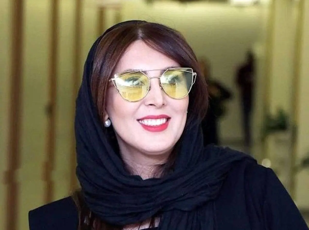 استایل مشکی لیلا بلوکات در کنار آقای خواننده معروف+ عکس