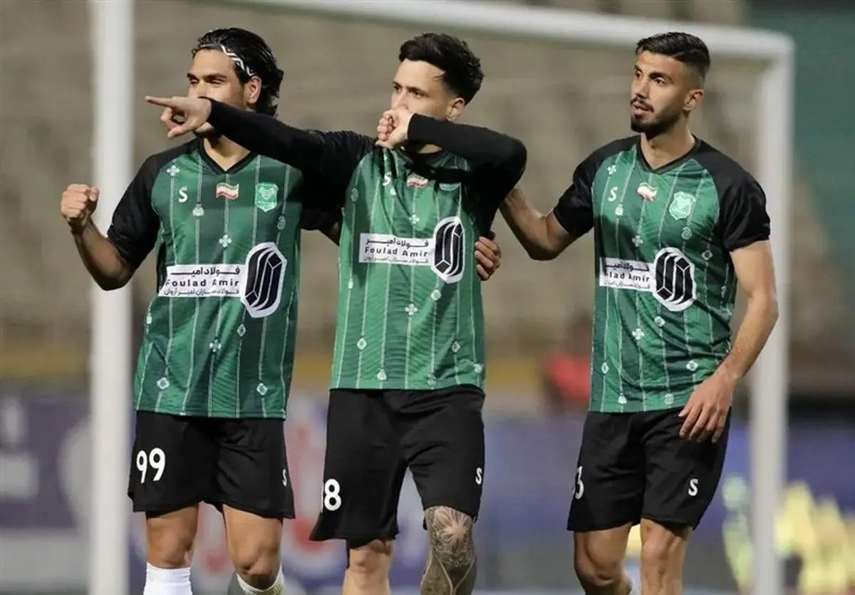 گلایه تند بازیکن لیگ برتری از بلاتکلیفی بازی های لیگ