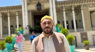 بازیگر معروف: من خاک می‌خورم اما خاک نمی‌دهم