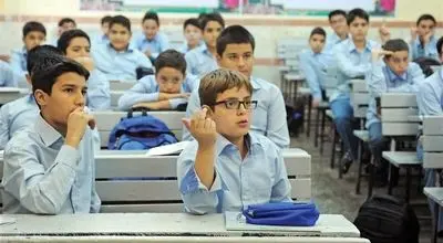 هشدار آموزش و پرورش: با تخلفات شهریه مدارس برخورد قاطع می‌کنیم!