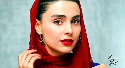 استایل هنری با چهره جذاب لاله مرزبان «بازیگر نقش آبان در سریال آبان»!