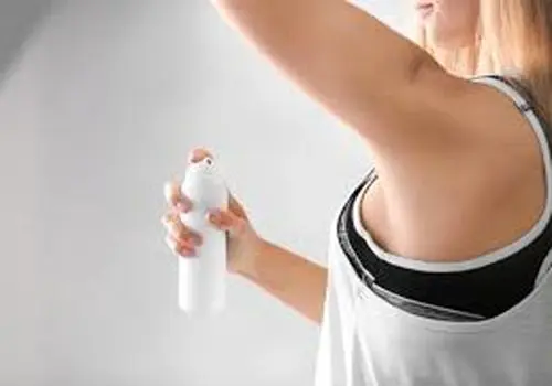 چرا اسپری ضد تعریق باعث سوزش زیر بغل می شود؟
