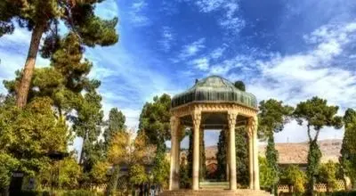 فال حافظ امروز جمعه 28 فروردین ماه 1405