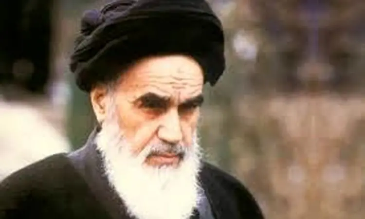 هشدار امام خمینی(ره) نسبت به ارتباط با آمریکا + فیلم