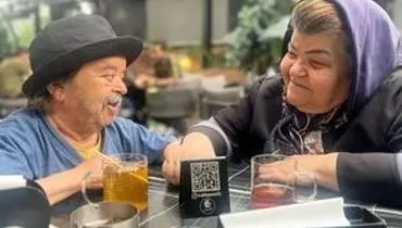 جشن تولد ساده بازیگر کوتاه قامت ایران در کنار خانواده‌اش