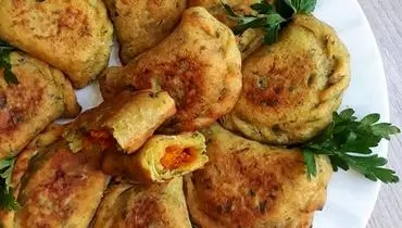 طرز تهیه پیراشکی قارچ و اسفناج