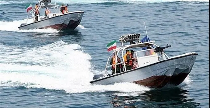 رزمایش کنترل هوشمند تنگه هرمز توسط سپاه پاسداران آغاز شد