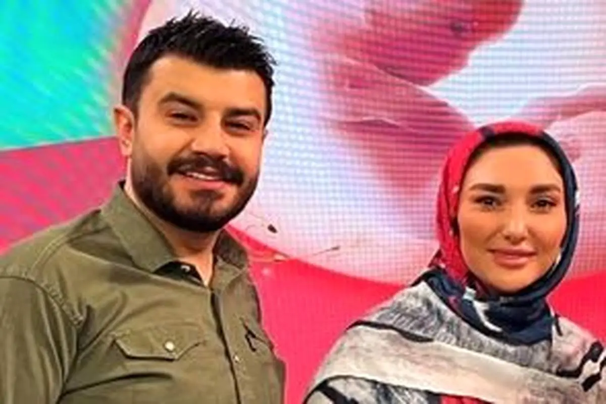 سلفی عجیب مجری شبکه ۳ در آسانسور