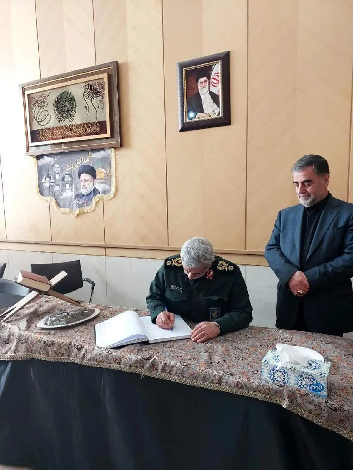 شهید رئیسی، افتخار دولتمردان برای ایران و جهان اسلام شد