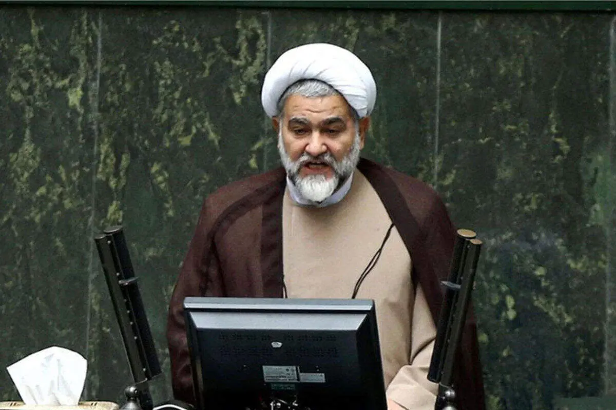 ثبت نام حسن نوروزی در انتخابات ریاست جمهوری+ فیلم
