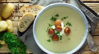 روش تهیه سوپ کارتوفل آلمانی مخصوص شب های سرد زمستان
