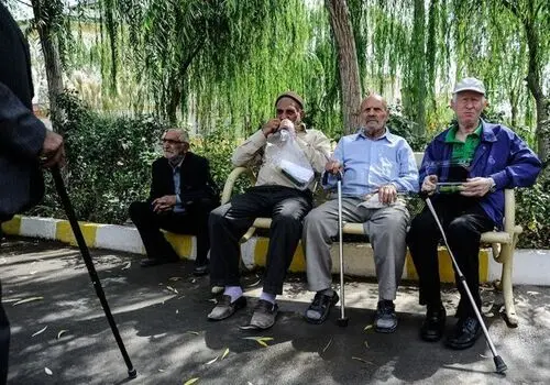 
اخطار بانک مرکزی؛ پرداخت وام بدون اولویت فاقد وجاهت است
