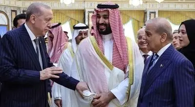 روزنامه عبری: توافق مکه به هیچ عنوان علیه اسرائیل نیست 