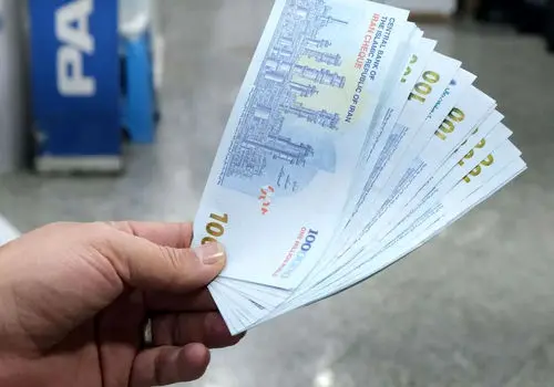 واریز ۱.۲ میلیون تومان به حساب سرپرستان خانوار توسط دولت پزشکیان آغاز شد

