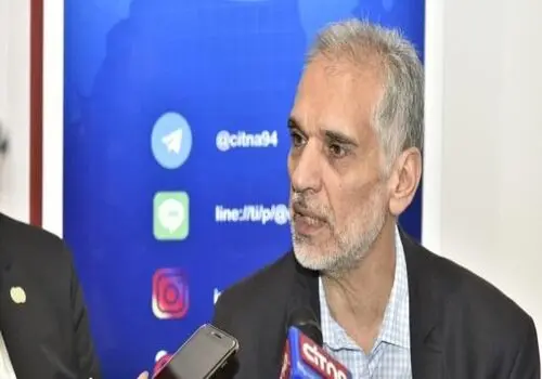 سهم صنعت از اشتغال کاهش یافت؛ خدمات پیشتاز بازار کار شد