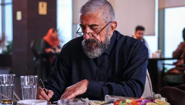 یک داستان واقعی با بازی رضا کیانیان