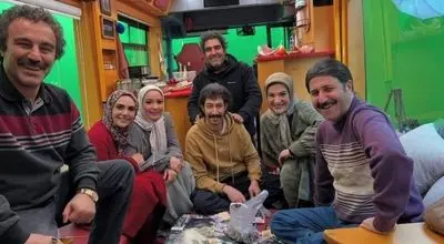 تصاویر پربازدید بازیگر پایتخت در اکران یک فیلم