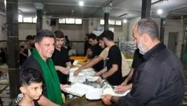 سرمربی تیم ملی برای پخش نذری پای کار آمد