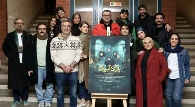 دورهمی بازیگران تئاتر؛ از استایل عجیب مهسا طهماسبی تا حضور نفس بازغی!