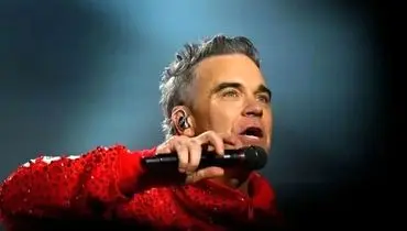 خواننده مشهور دارد نابینا می‌شود