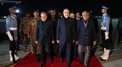 دیدار هیات مذاکره کننده ایرانی با نخست‌وزیر پاکستان 