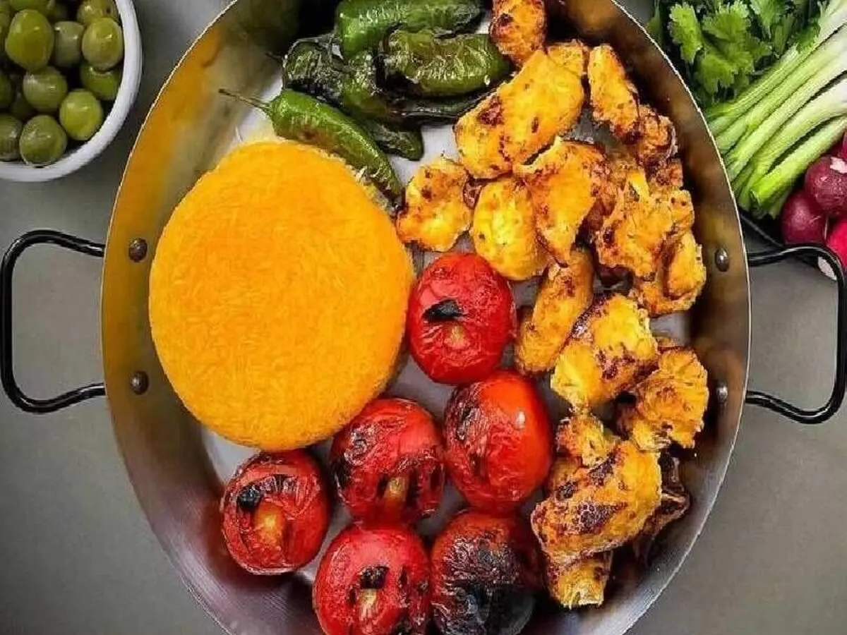 طرز تهیه «جوجه دیگی» در قابلمه بدون نیاز به سیخ و منقل
