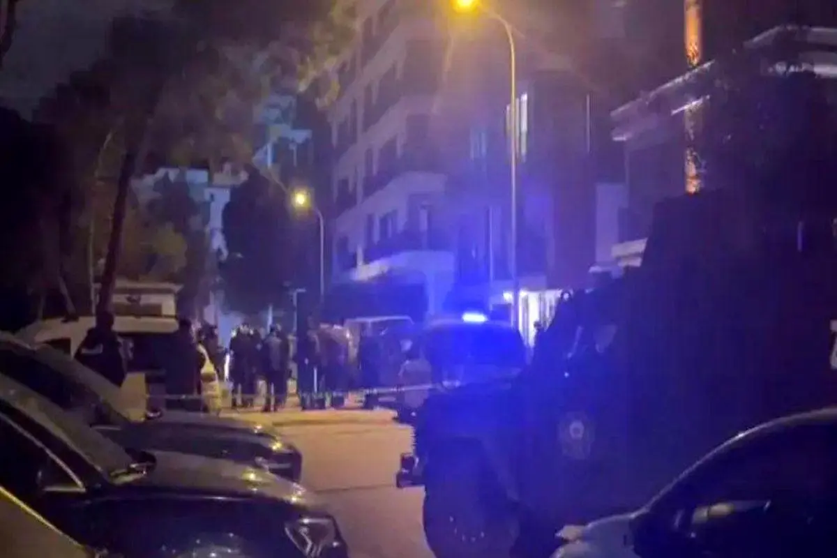حمله دو موتورسوار مسلح  به مقر پلیس ترکیه
