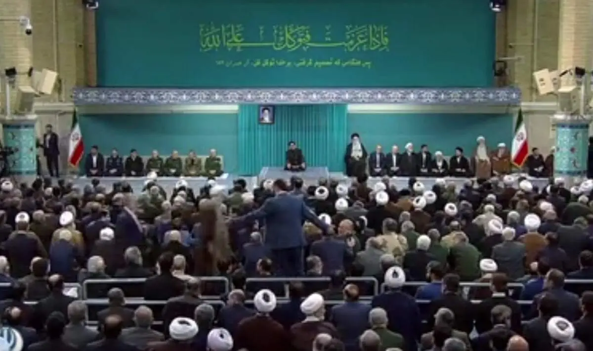 حضرت آیت‌الله خامنه‌ای: امیدوارم رئیس‌جمهور اجرای خواسته‌های بزرگ را مژده بدهند
