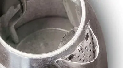 روش‌های خانگی و ساده برای جرم‌گیری کتری
