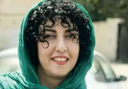 چهره بدون آرایش نرگس محمدی همه را غافلگیر کرد | باورتان میشود این خانم نرگس محمدی باشد ؟