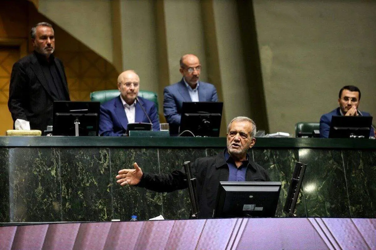 پزشکیان: به هر کس میگویم آدم معرفی کنید، همه افراد خودشان را معرفی میکنند