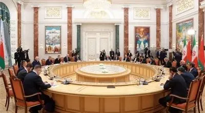 پزشکیان: توافقات ایران و بلاروس را شخصاً پیگیری می‌کنم؛ روابط دو کشور عمیق‌تر و پایدارتر خواهد شد