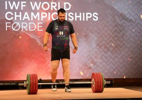 طلای با ارزش وزنه برداری به حسین یزدانی رسید