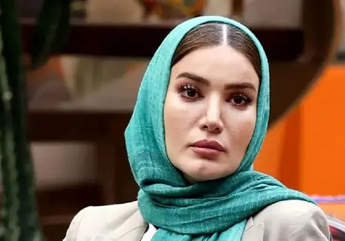 متین ستوده در مراسم تجلیل از عوامل سریال ذهن زیبا