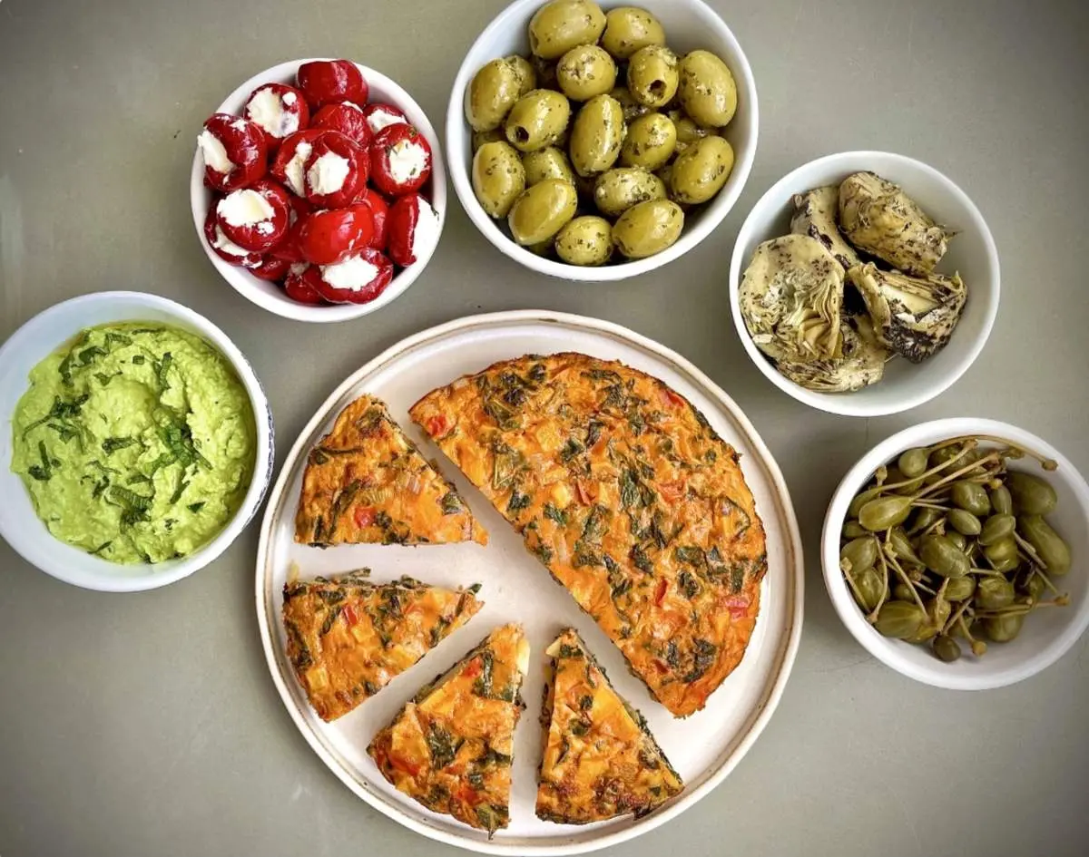 شام امشب با من: کوکوی قارچ؛ یک غذای اقتصادی و سالم برای همه سلیقه‌ها!