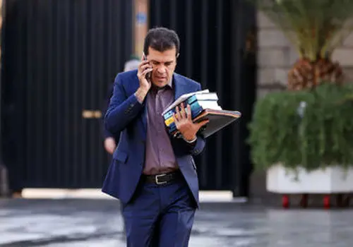 خطوط تلفن همراه اعضای دولت چگونه بدون فیلتر شدند؟