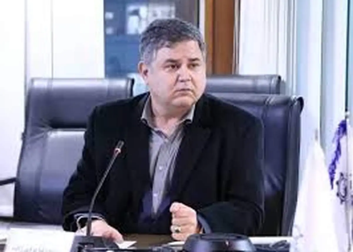 یزدی‌زاده:سپردن قیمت ارز به بازار یعنی واگذاری اختیار کشور به قاچاقچیان