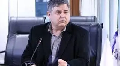 یزدی‌زاده:سپردن قیمت ارز به بازار یعنی واگذاری اختیار کشور به قاچاقچیان