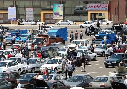 هیولای آلمانی جاده را می بلعد

