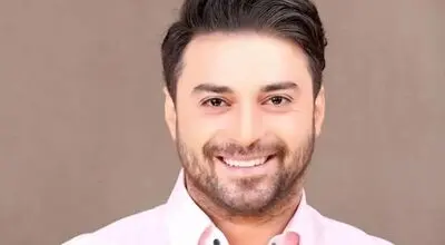 بابک جهانبخش با این عکس خبر از اتفاقی تازه داد