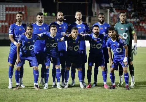 استقلال به دنبال مدافع لیگ برتری
