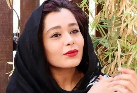 عکس جدید ارغوان سریال دلدادگان با ژستی غمگین